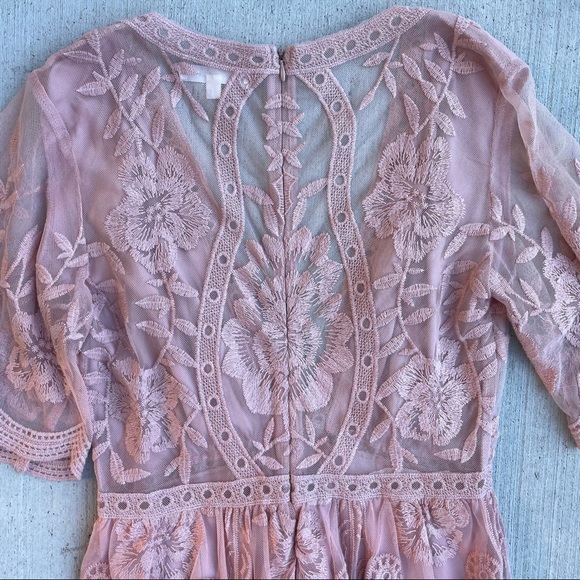 Honey Punch pretty sexy deep v-neck pink blush lace romper shorts M - Picture 10 of 14